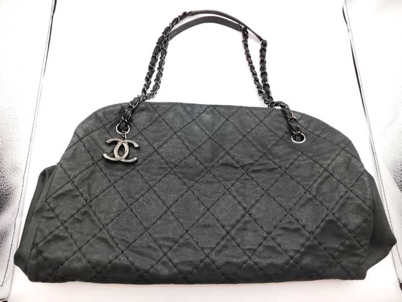シャネル買取 マドモアゼルボーリングバッグ